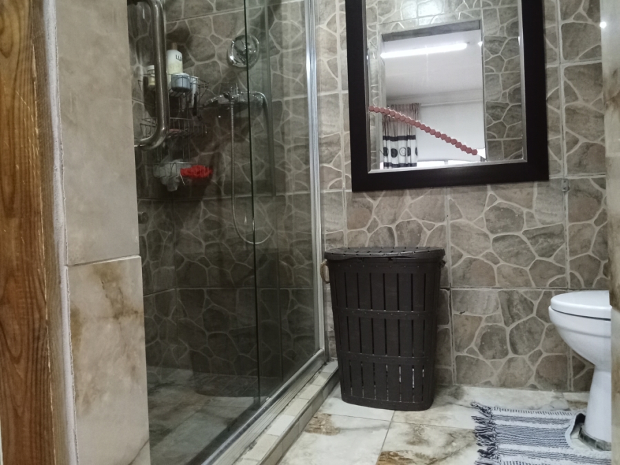 5 Bedroom Property for Sale in Kensington Gauteng