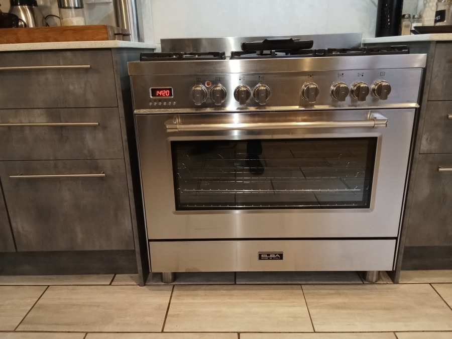 4 Bedroom Property for Sale in Kensington Gauteng