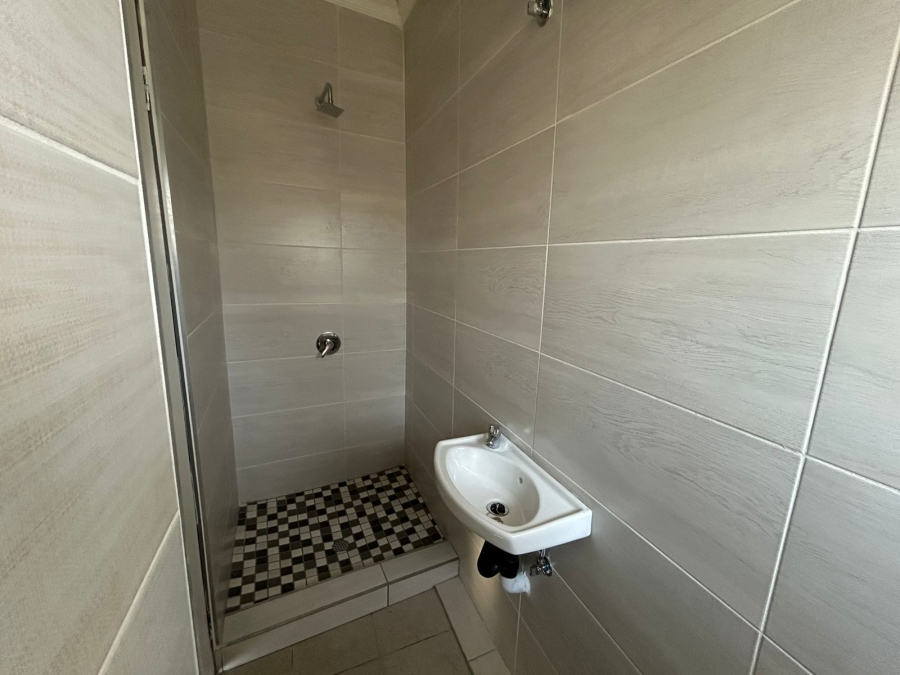 To Let 1 Bedroom Property for Rent in Bedworth Park Gauteng