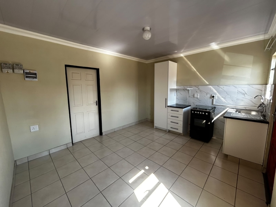 To Let 1 Bedroom Property for Rent in Bedworth Park Gauteng