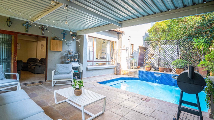 3 Bedroom Property for Sale in Witkoppen Gauteng