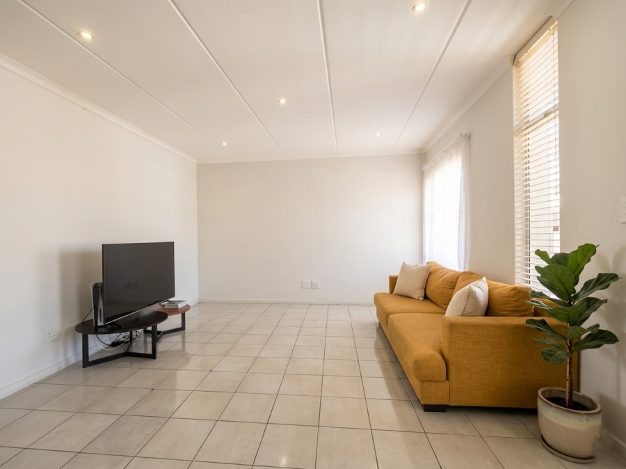 2 Bedroom Property for Sale in Blackheath Gauteng