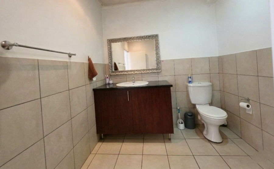 2 Bedroom Property for Sale in Blackheath Gauteng