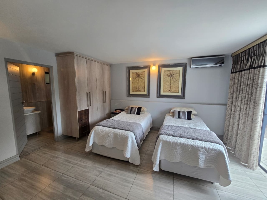 5 Bedroom Property for Sale in Three Rivers East Gauteng