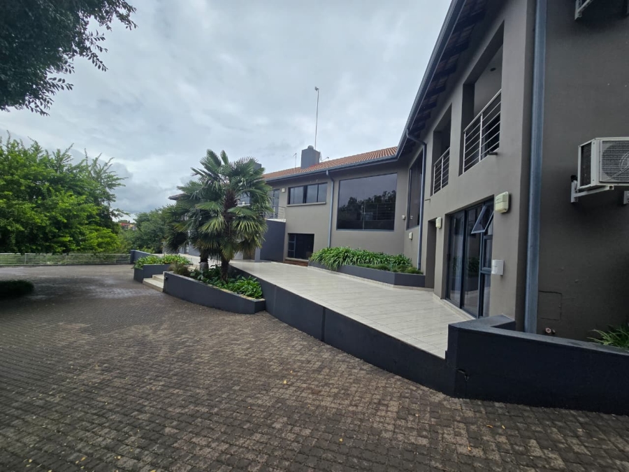 5 Bedroom Property for Sale in Three Rivers East Gauteng