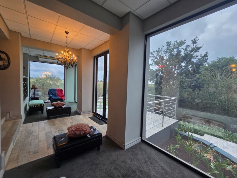 5 Bedroom Property for Sale in Three Rivers East Gauteng