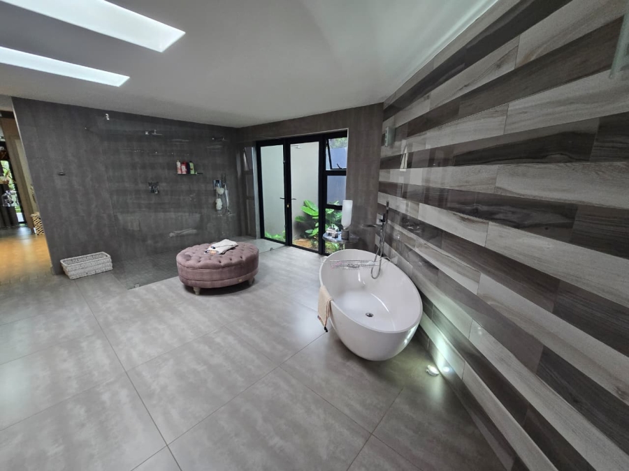 5 Bedroom Property for Sale in Three Rivers East Gauteng