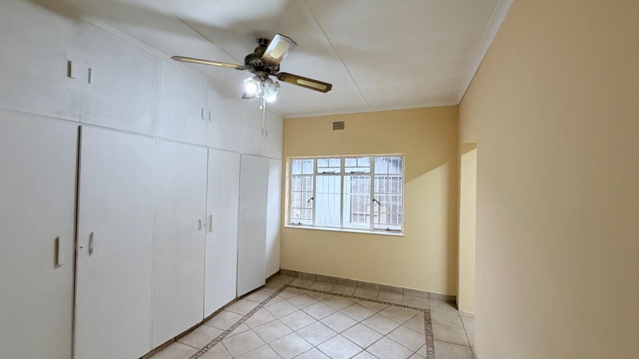 8 Bedroom Property for Sale in West Park Gauteng