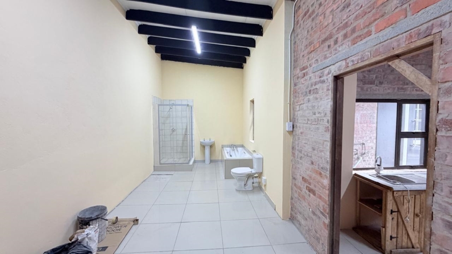 8 Bedroom Property for Sale in West Park Gauteng