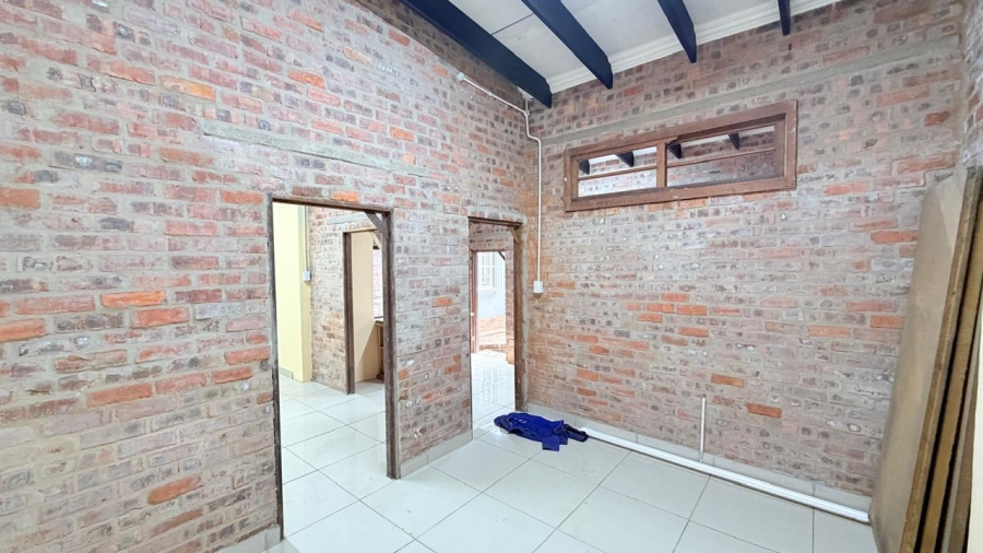 8 Bedroom Property for Sale in West Park Gauteng