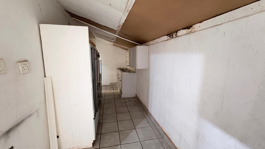 8 Bedroom Property for Sale in West Park Gauteng