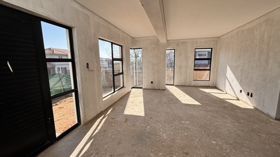 4 Bedroom Property for Sale in Roodepark Eco Estate Gauteng