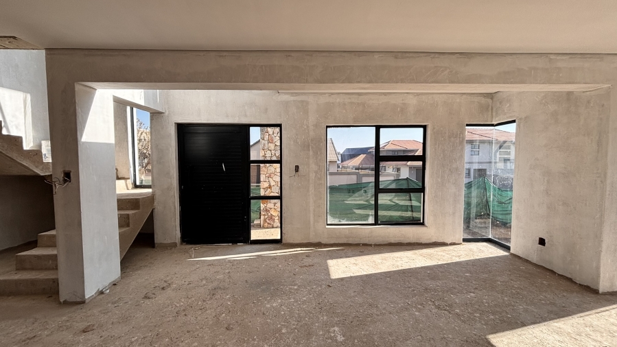 4 Bedroom Property for Sale in Roodepark Eco Estate Gauteng