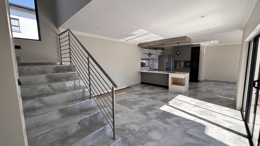 4 Bedroom Property for Sale in Zambezi Manor Lifestyle Estate Gauteng