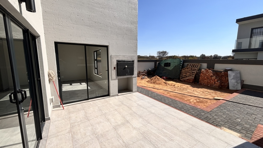 4 Bedroom Property for Sale in Zambezi Manor Lifestyle Estate Gauteng