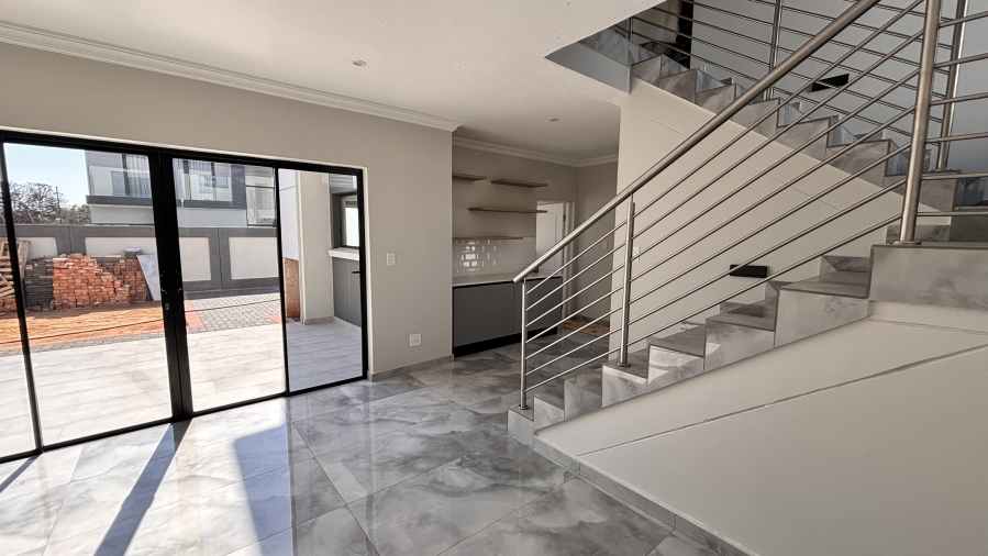 4 Bedroom Property for Sale in Zambezi Manor Lifestyle Estate Gauteng