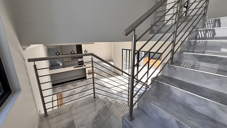4 Bedroom Property for Sale in Zambezi Manor Lifestyle Estate Gauteng