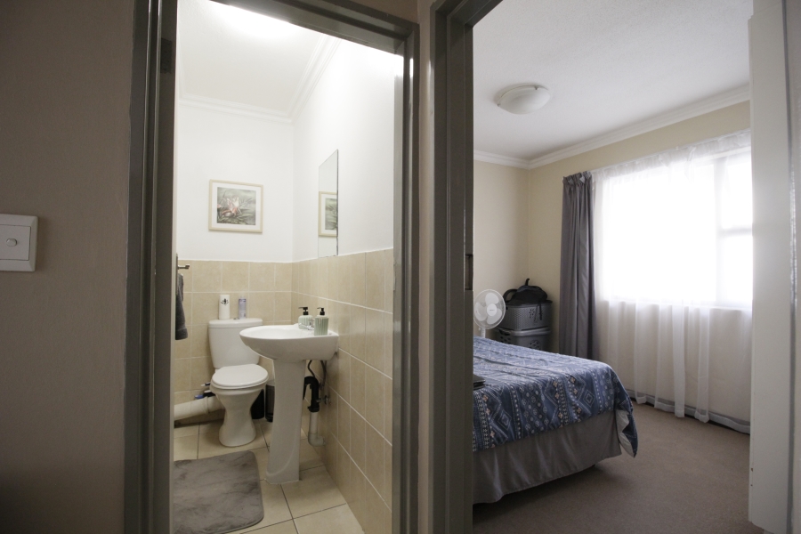 To Let 2 Bedroom Property for Rent in Halfway House Gauteng
