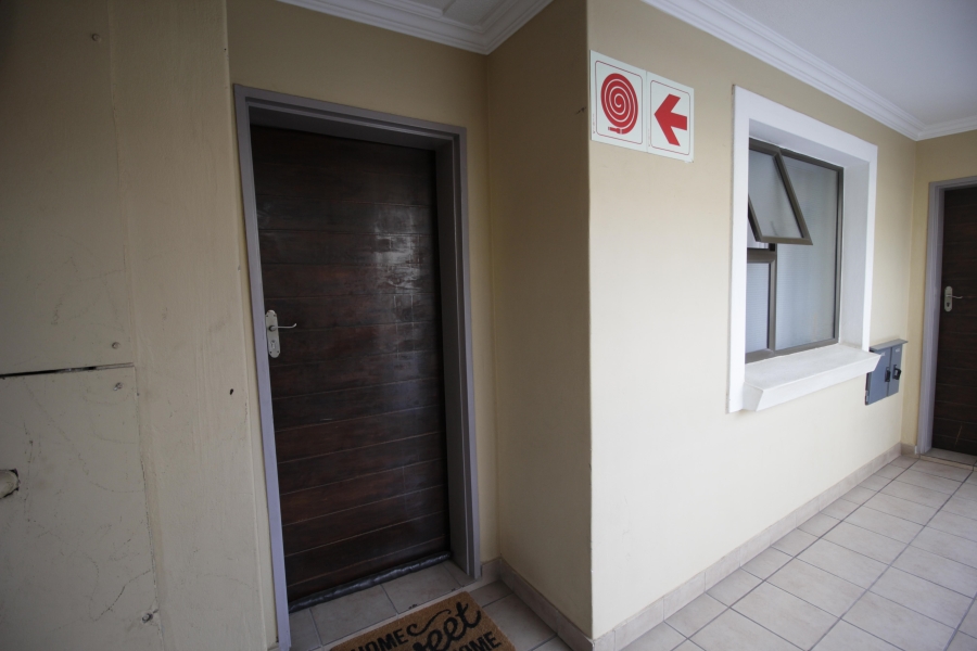 To Let 2 Bedroom Property for Rent in Halfway House Gauteng