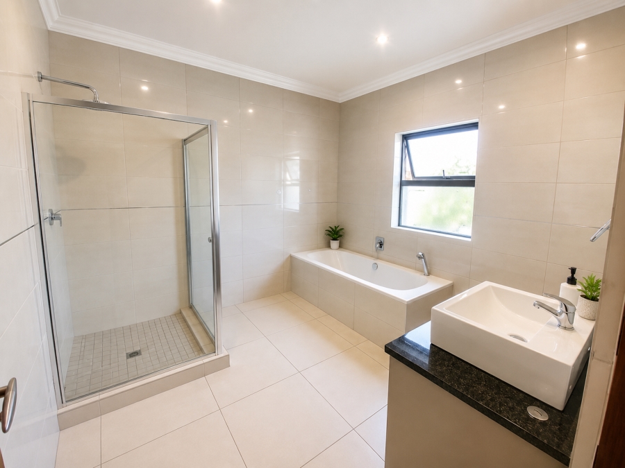 To Let 4 Bedroom Property for Rent in Greenstone Hill Gauteng