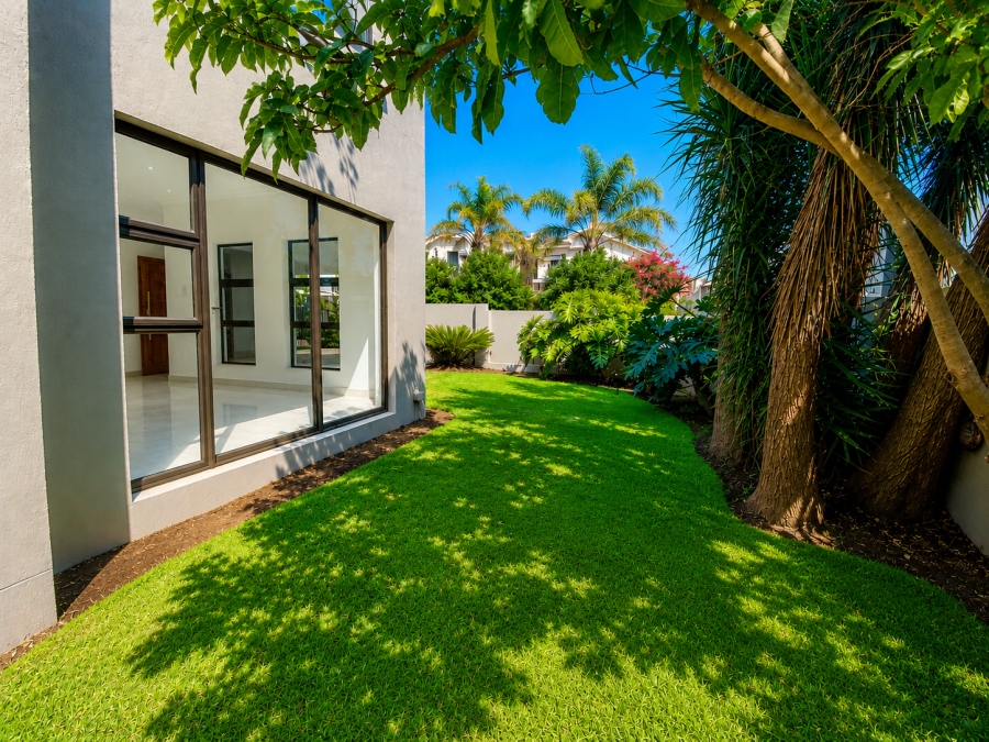 To Let 4 Bedroom Property for Rent in Greenstone Hill Gauteng