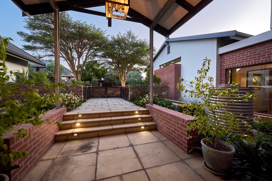 4 Bedroom Property for Sale in Waterfall Country Estate Gauteng
