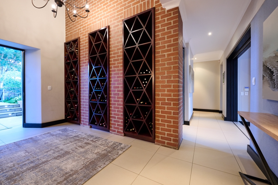 4 Bedroom Property for Sale in Waterfall Country Estate Gauteng