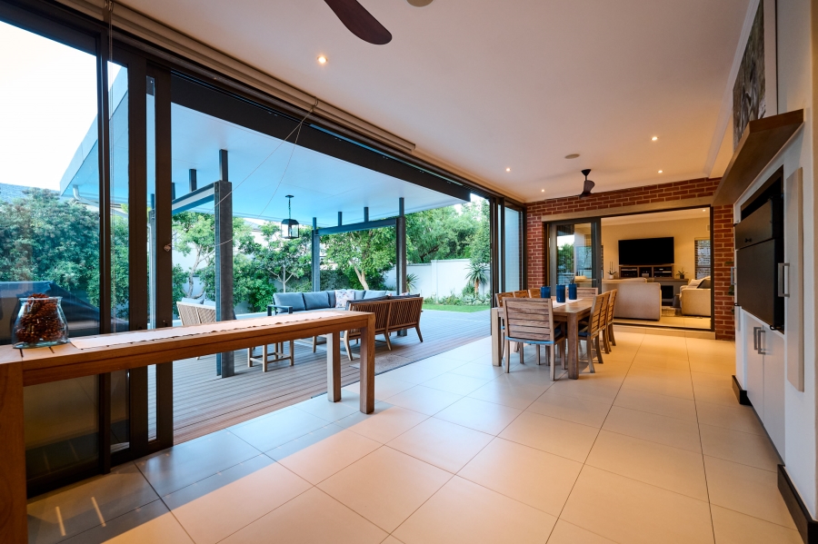 4 Bedroom Property for Sale in Waterfall Country Estate Gauteng