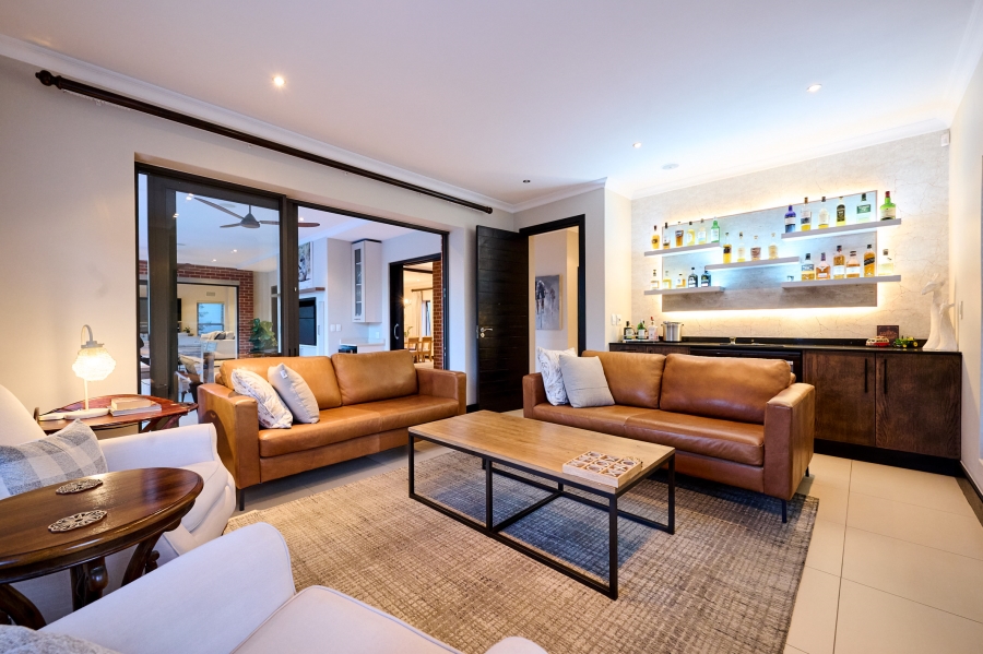 4 Bedroom Property for Sale in Waterfall Country Estate Gauteng