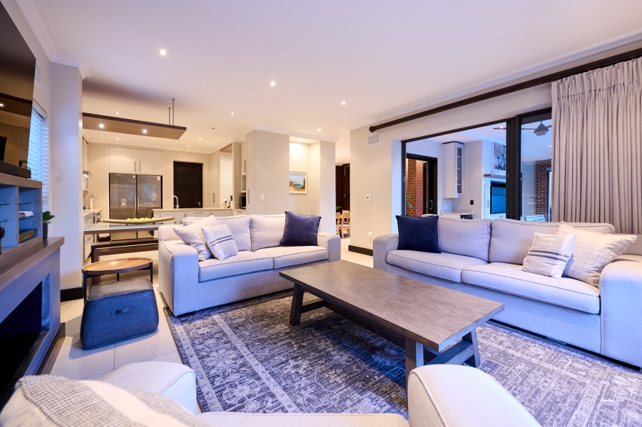 4 Bedroom Property for Sale in Waterfall Country Estate Gauteng
