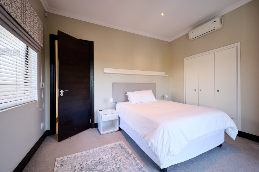 4 Bedroom Property for Sale in Waterfall Country Estate Gauteng