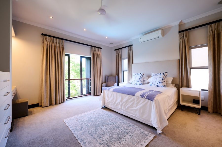 4 Bedroom Property for Sale in Waterfall Country Estate Gauteng