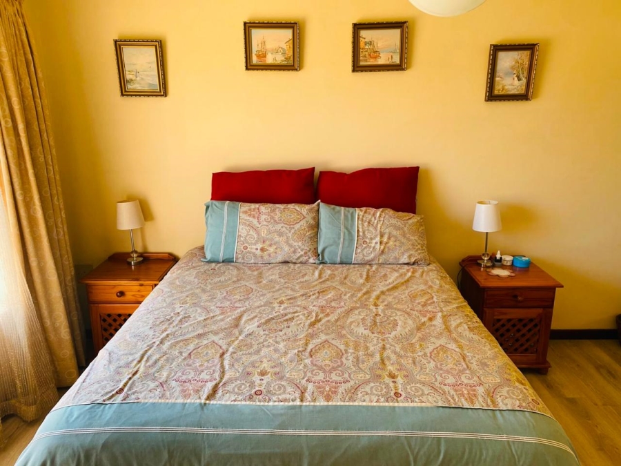 4 Bedroom Property for Sale in Garsfontein Gauteng