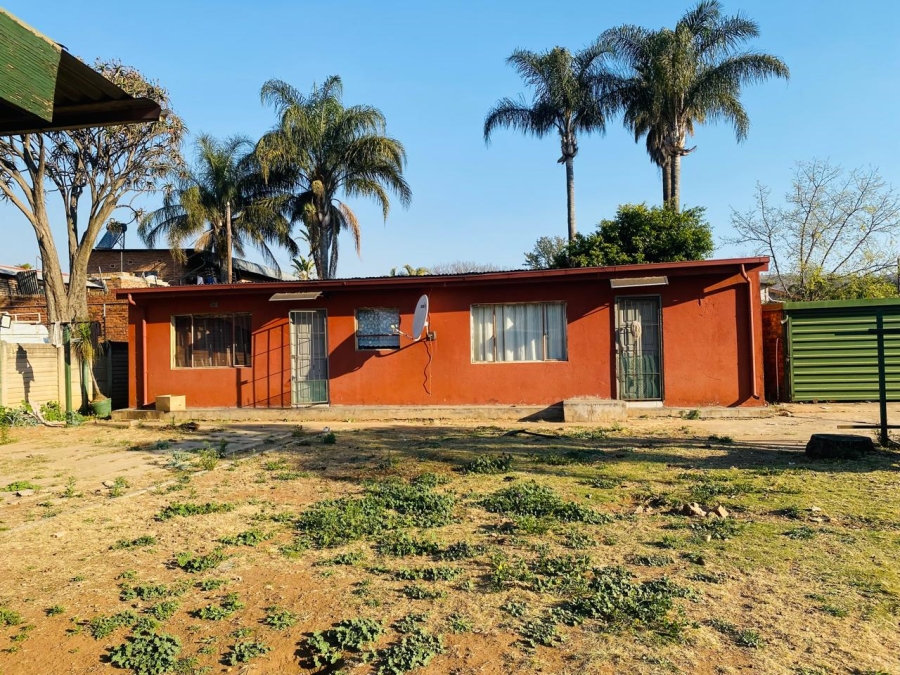 4 Bedroom Property for Sale in Pretoria Gardens Gauteng