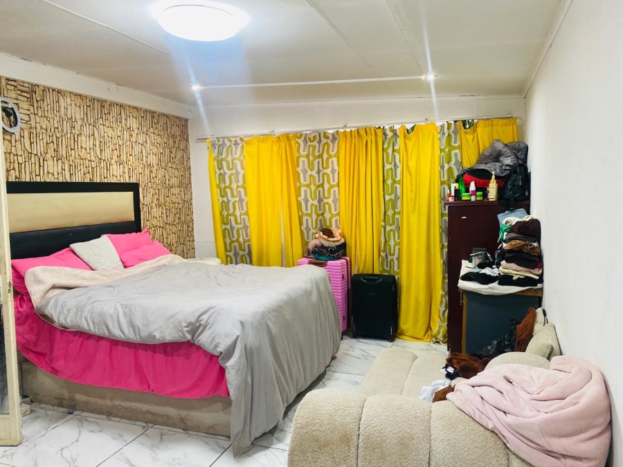 4 Bedroom Property for Sale in Pretoria Gardens Gauteng