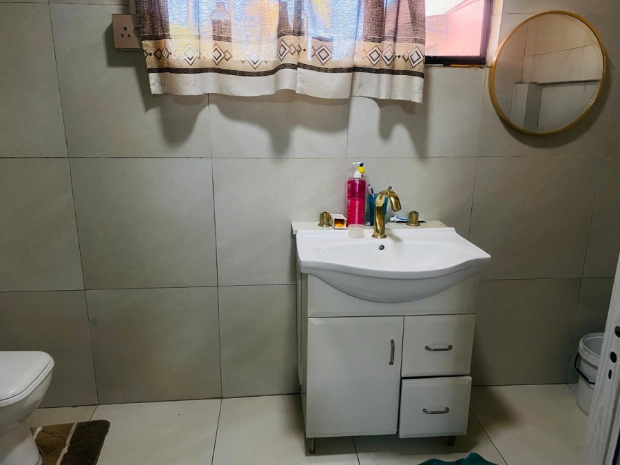 4 Bedroom Property for Sale in Pretoria Gardens Gauteng