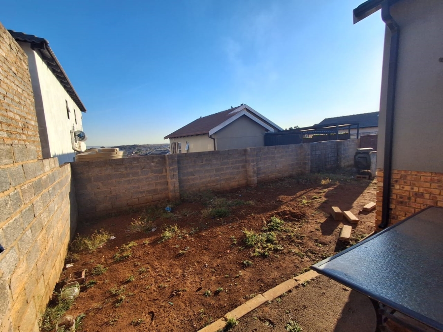 3 Bedroom Property for Sale in Devland Gauteng