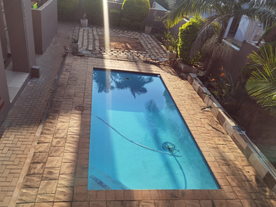 3 Bedroom Property for Sale in Zambezi Country Estate Gauteng