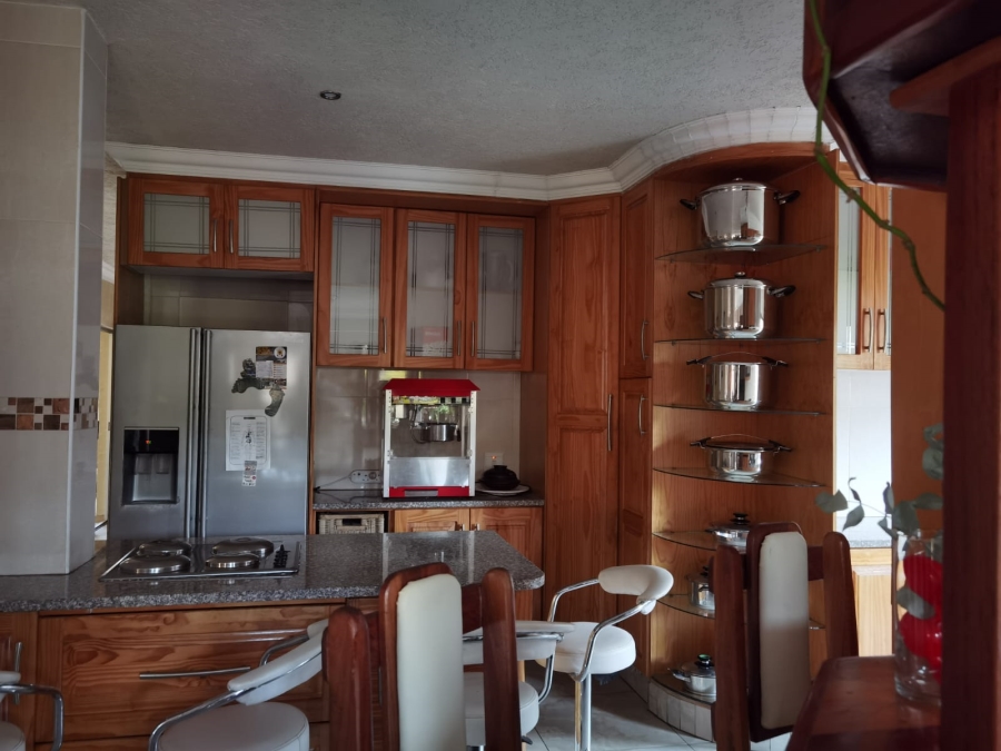 3 Bedroom Property for Sale in Zambezi Country Estate Gauteng