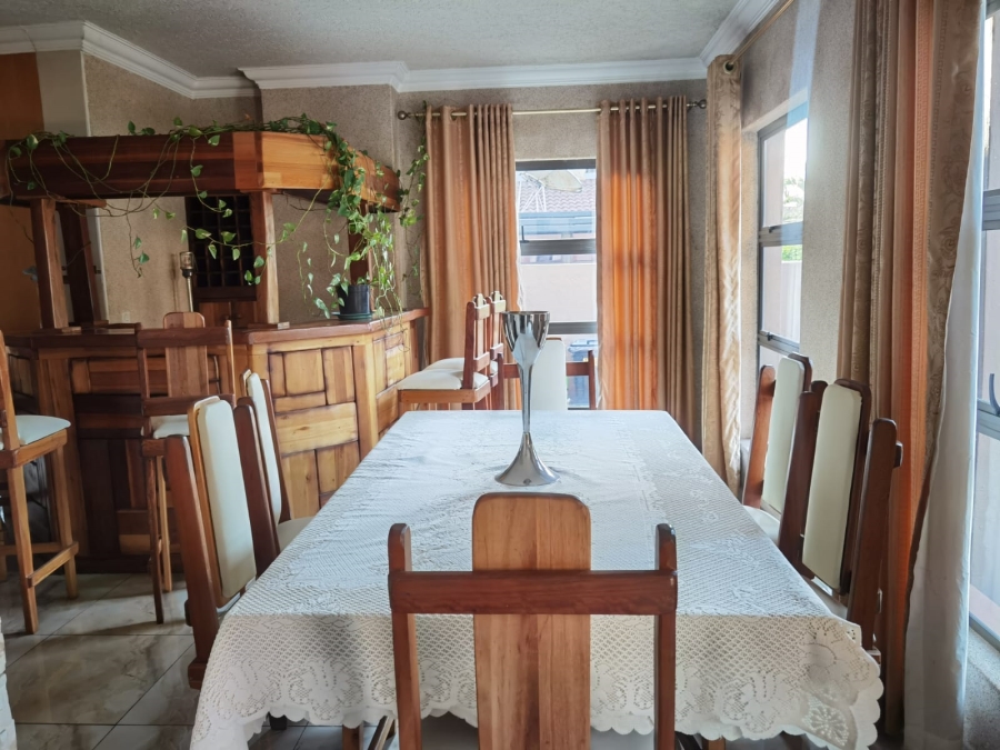 3 Bedroom Property for Sale in Zambezi Country Estate Gauteng