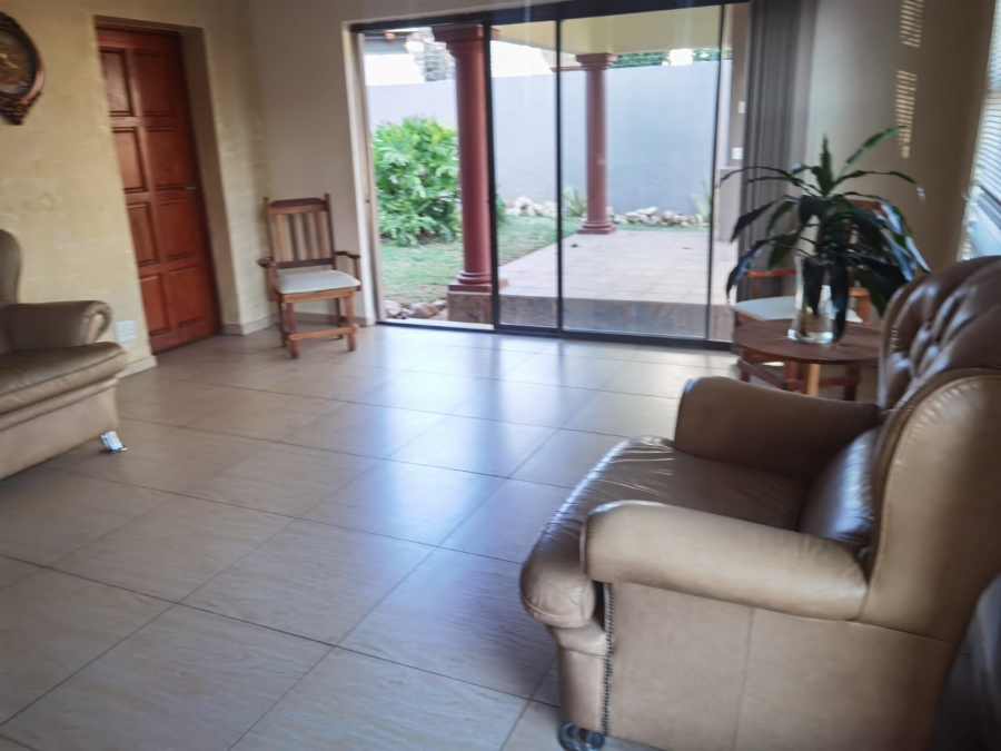 3 Bedroom Property for Sale in Zambezi Country Estate Gauteng