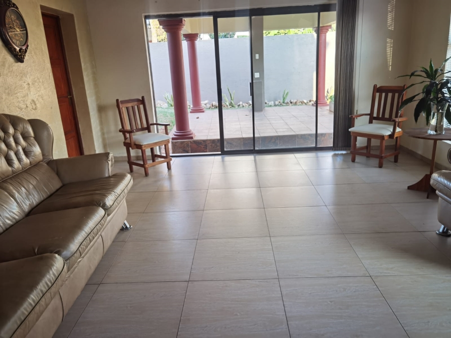 3 Bedroom Property for Sale in Zambezi Country Estate Gauteng