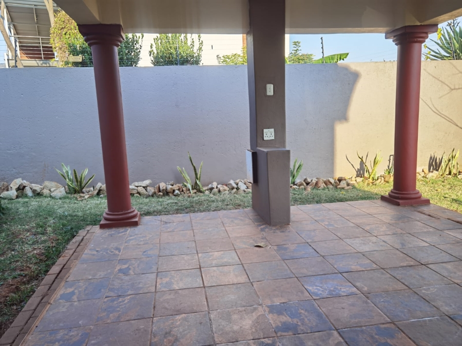 3 Bedroom Property for Sale in Zambezi Country Estate Gauteng