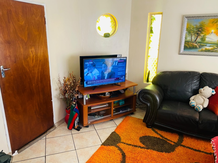 3 Bedroom Property for Sale in Soshanguve UU Gauteng