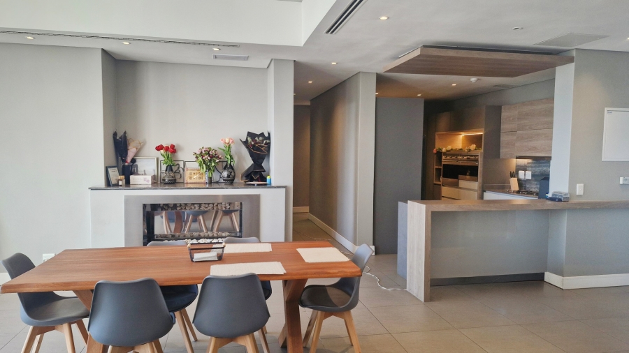 To Let 3 Bedroom Property for Rent in Rosebank Gauteng