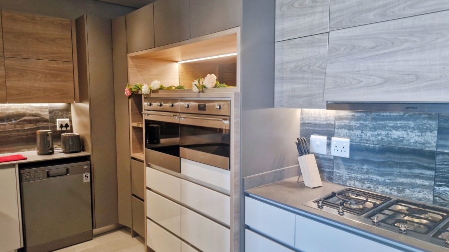 To Let 3 Bedroom Property for Rent in Rosebank Gauteng