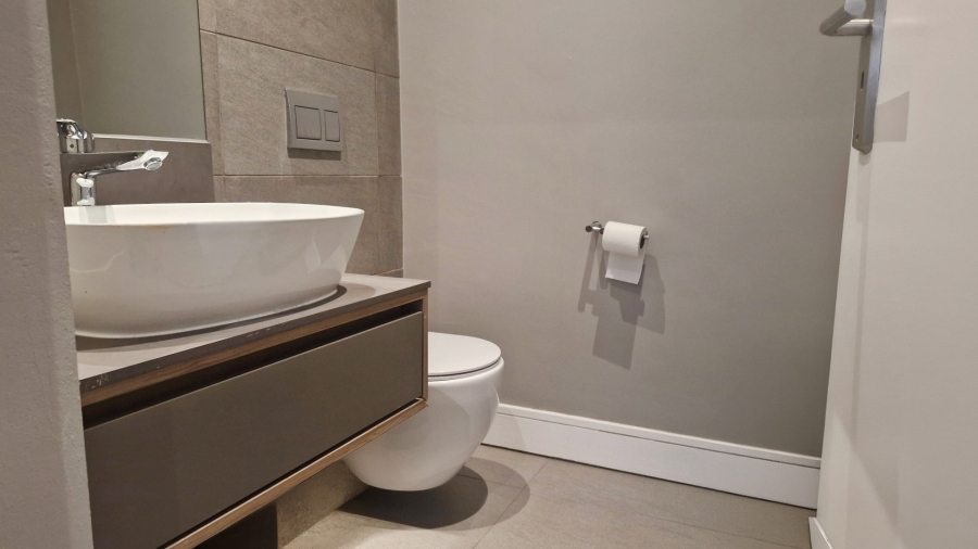 To Let 3 Bedroom Property for Rent in Rosebank Gauteng