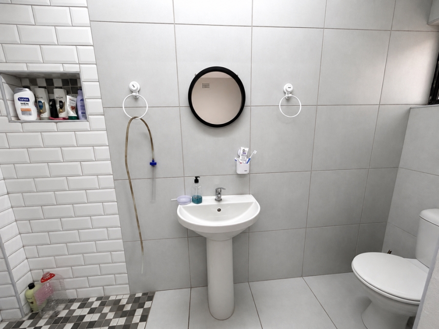 To Let 3 Bedroom Property for Rent in Sandringham Gauteng