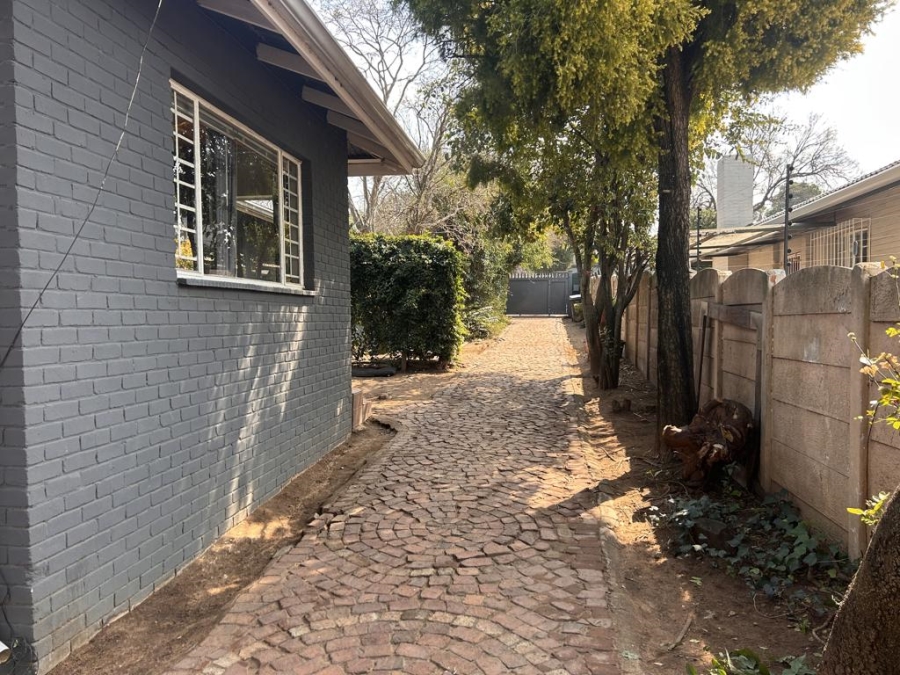 To Let 3 Bedroom Property for Rent in Sandringham Gauteng