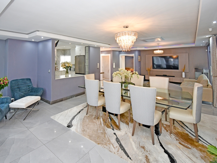 4 Bedroom Property for Sale in Hurlingham Manor Gauteng